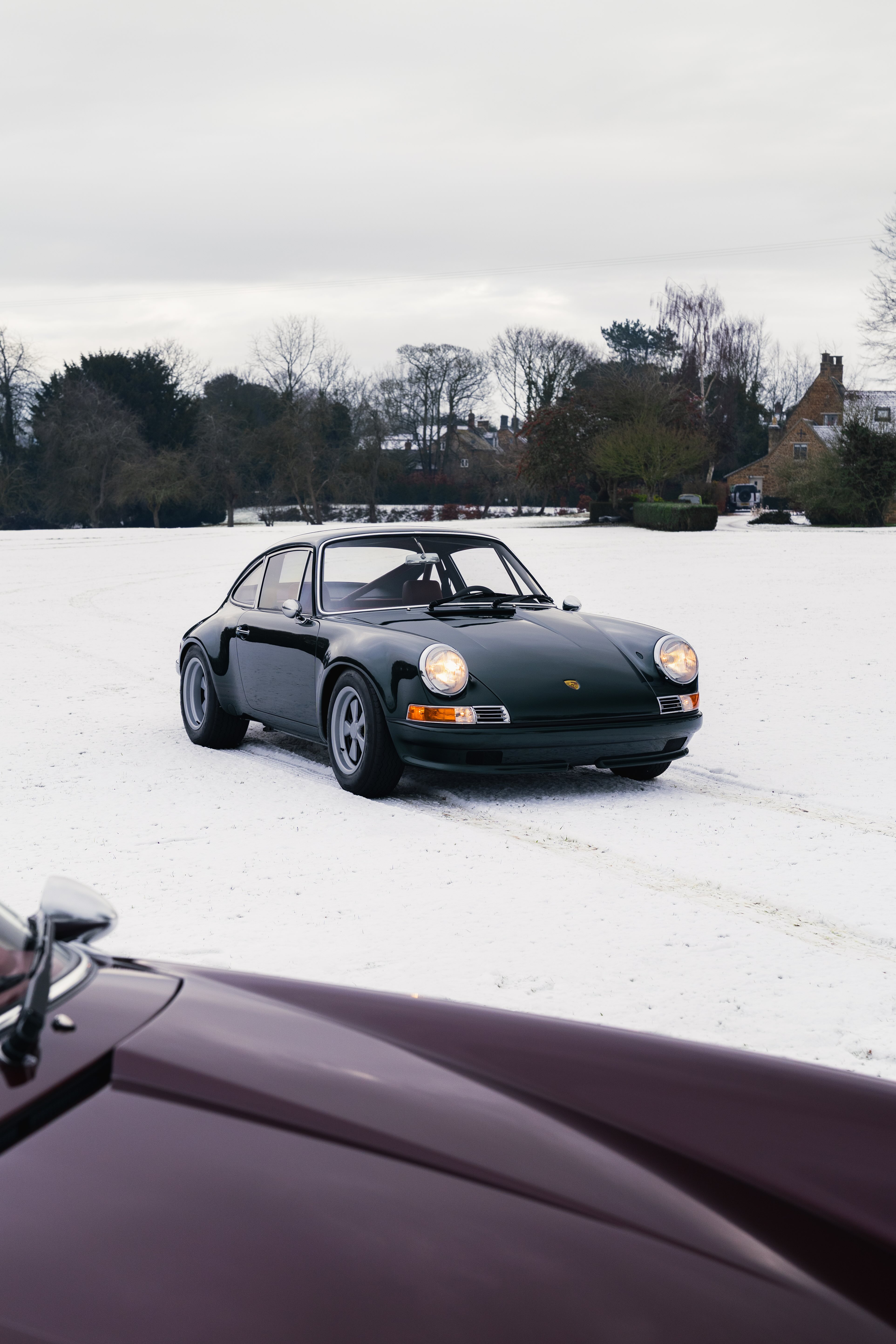 Tuthill 911K sits in a snow covered field in Oxfordshire
